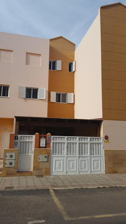 Amazing Duplex 3 Bedrooms Good Wifi With Terrace & Bbq Corralejo Kültér fotó